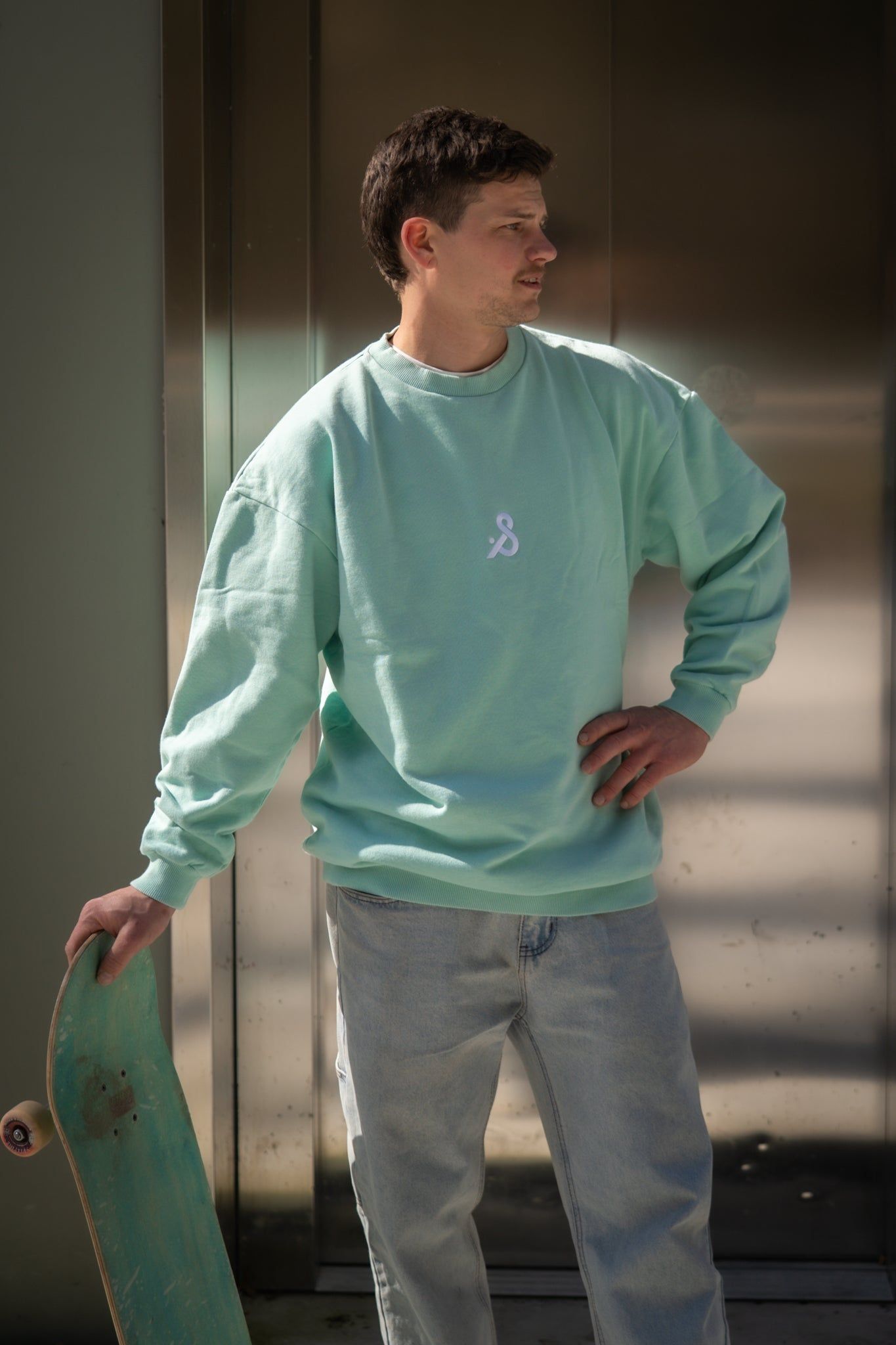 Crewneck 01 in Aloe, Ansicht 2