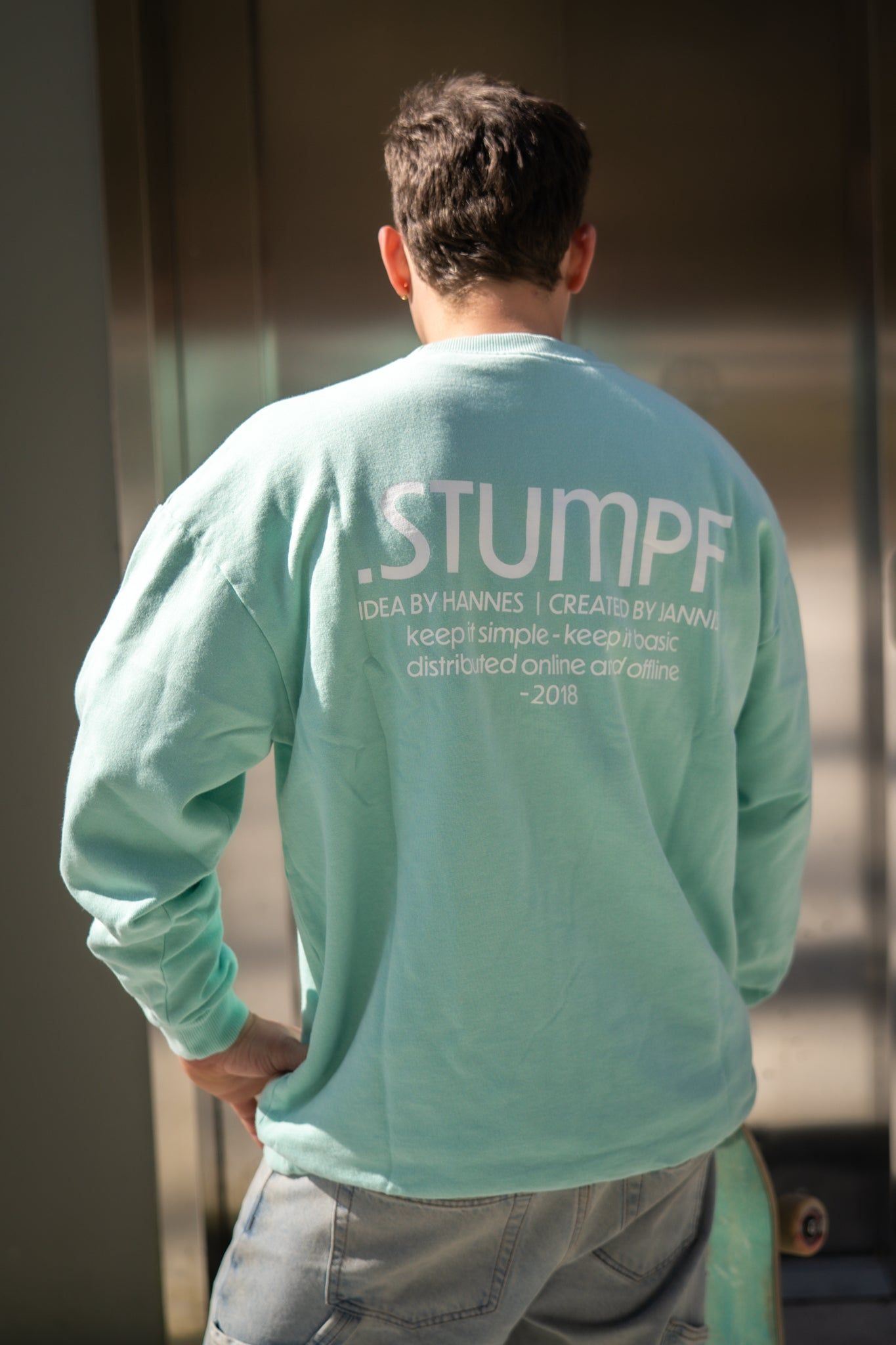 Crewneck 01 in Aloe, Ansicht 3