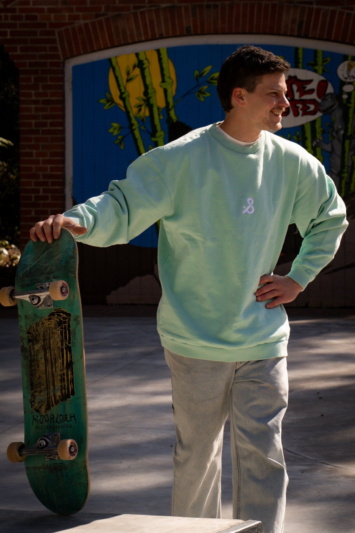 Crewneck 01 in Aloe, Ansicht 7